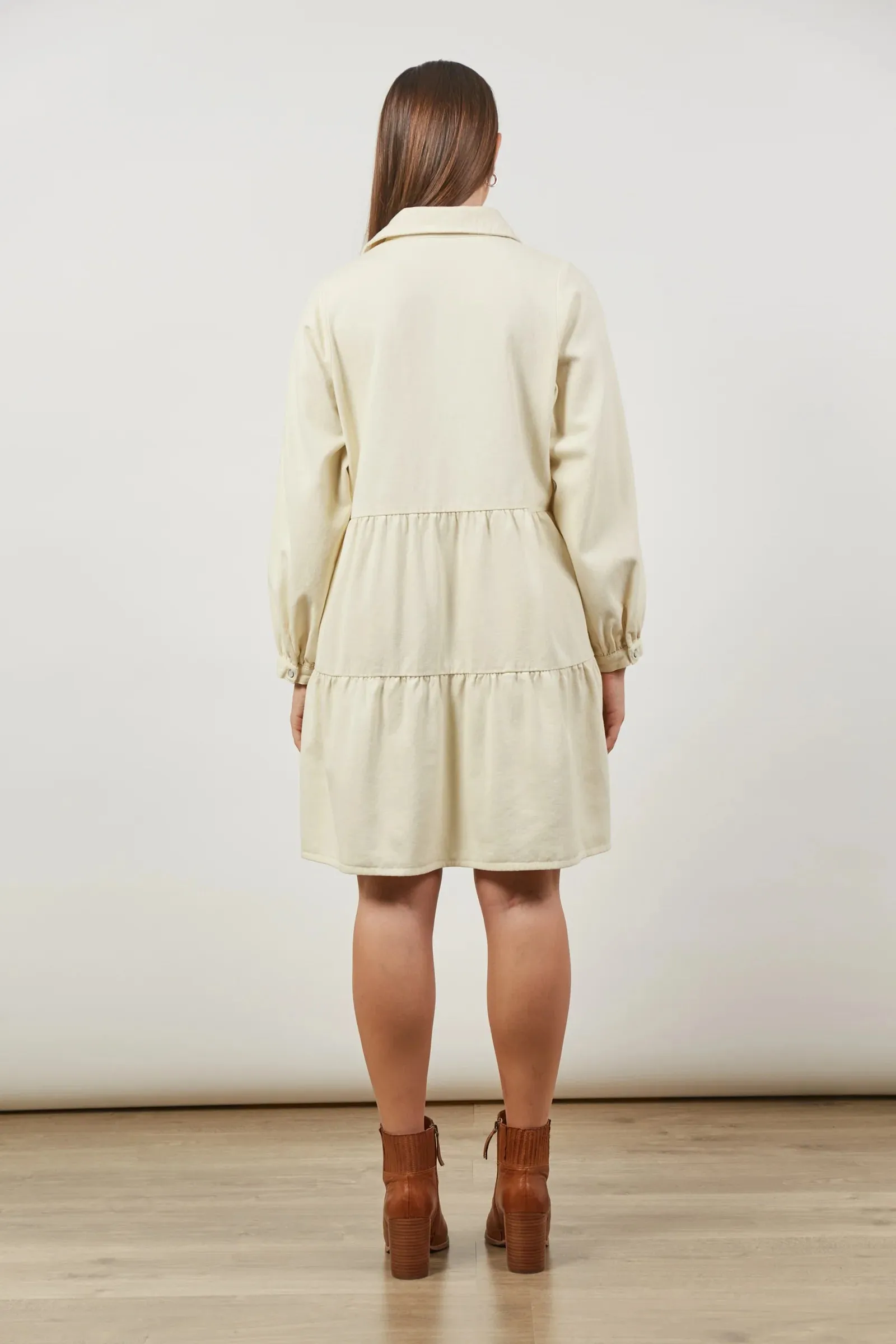 ISLE OF MINE Urban Dress CREME