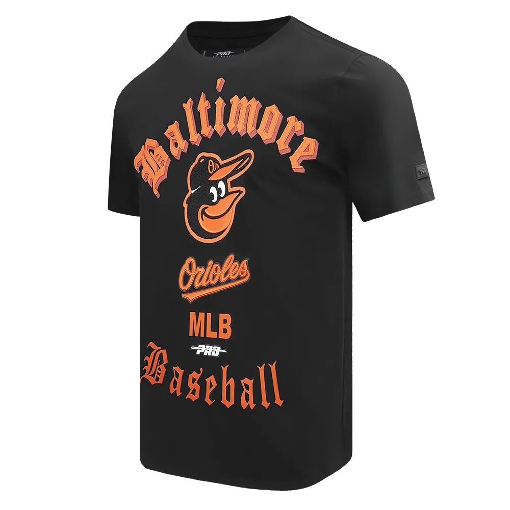 MLB BALTIMORE ORIOLES OLD ENGLISH MEN'S TOP (BLACK)