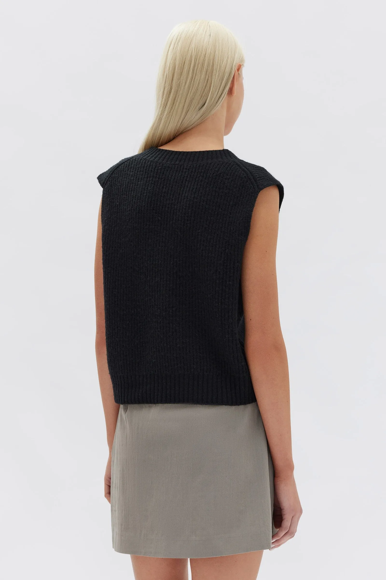 Nova Knit Vest