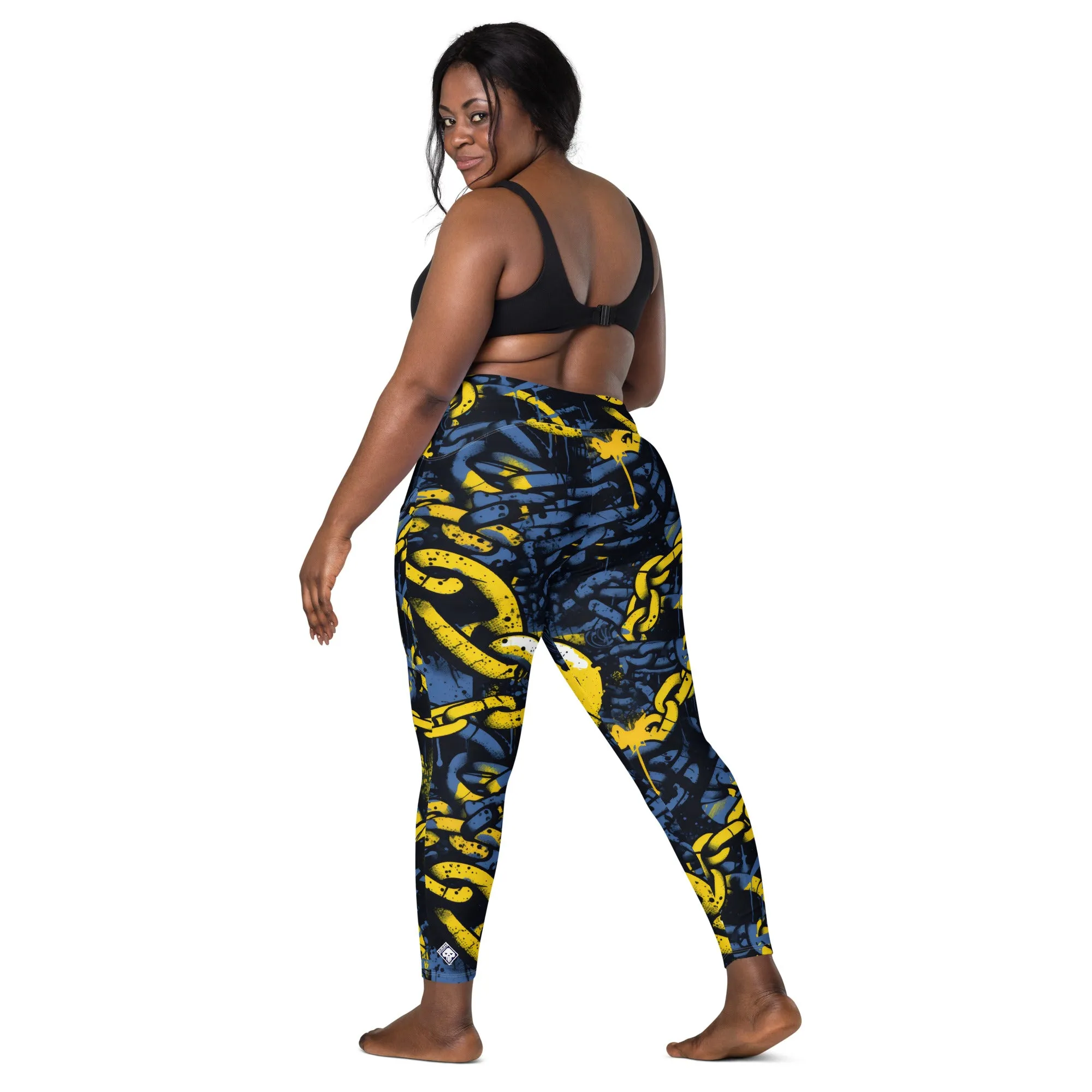 Urban Chic Strides: Women's Mile After Mile Golden Chains 002 Running Leggings