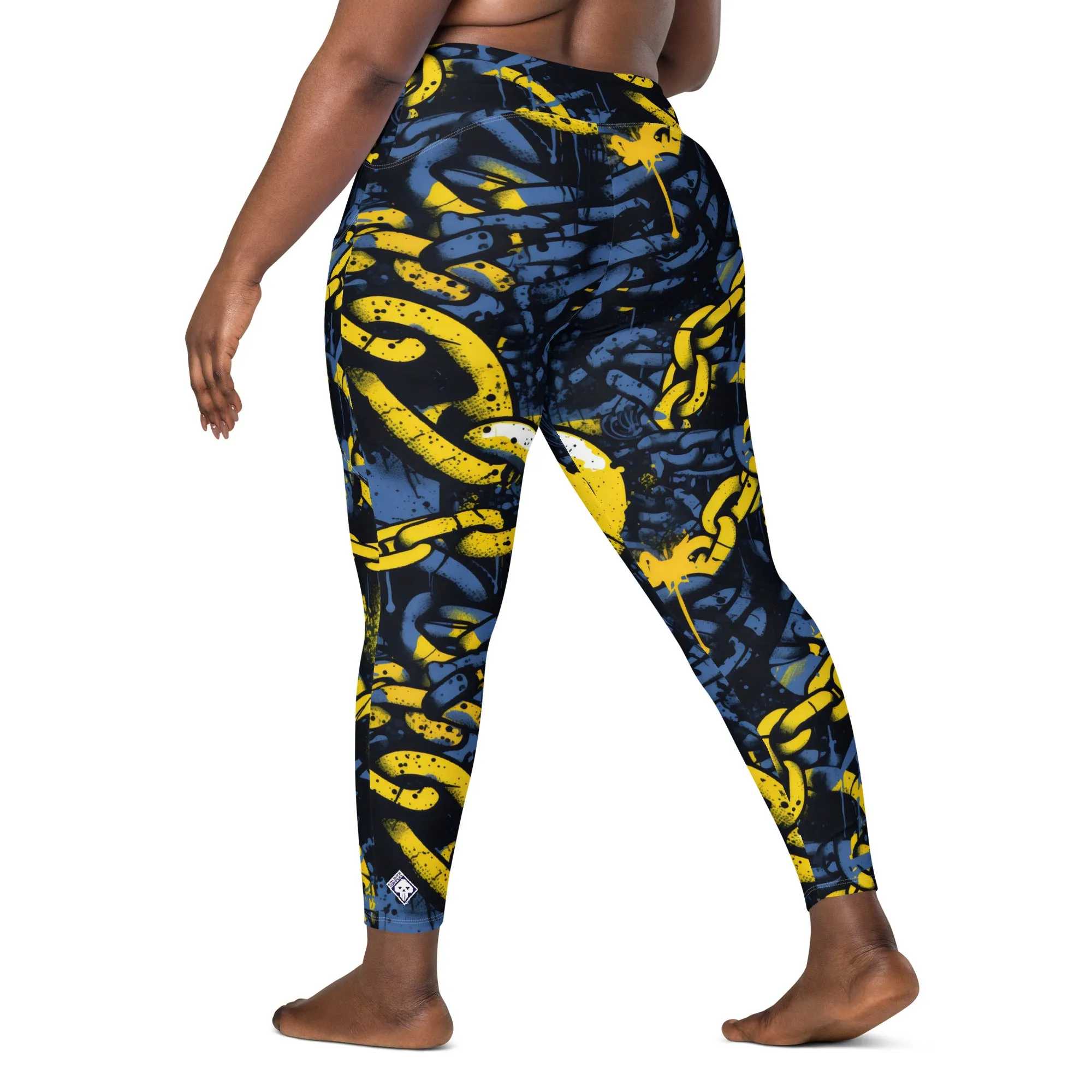 Urban Chic Strides: Women's Mile After Mile Golden Chains 002 Running Leggings