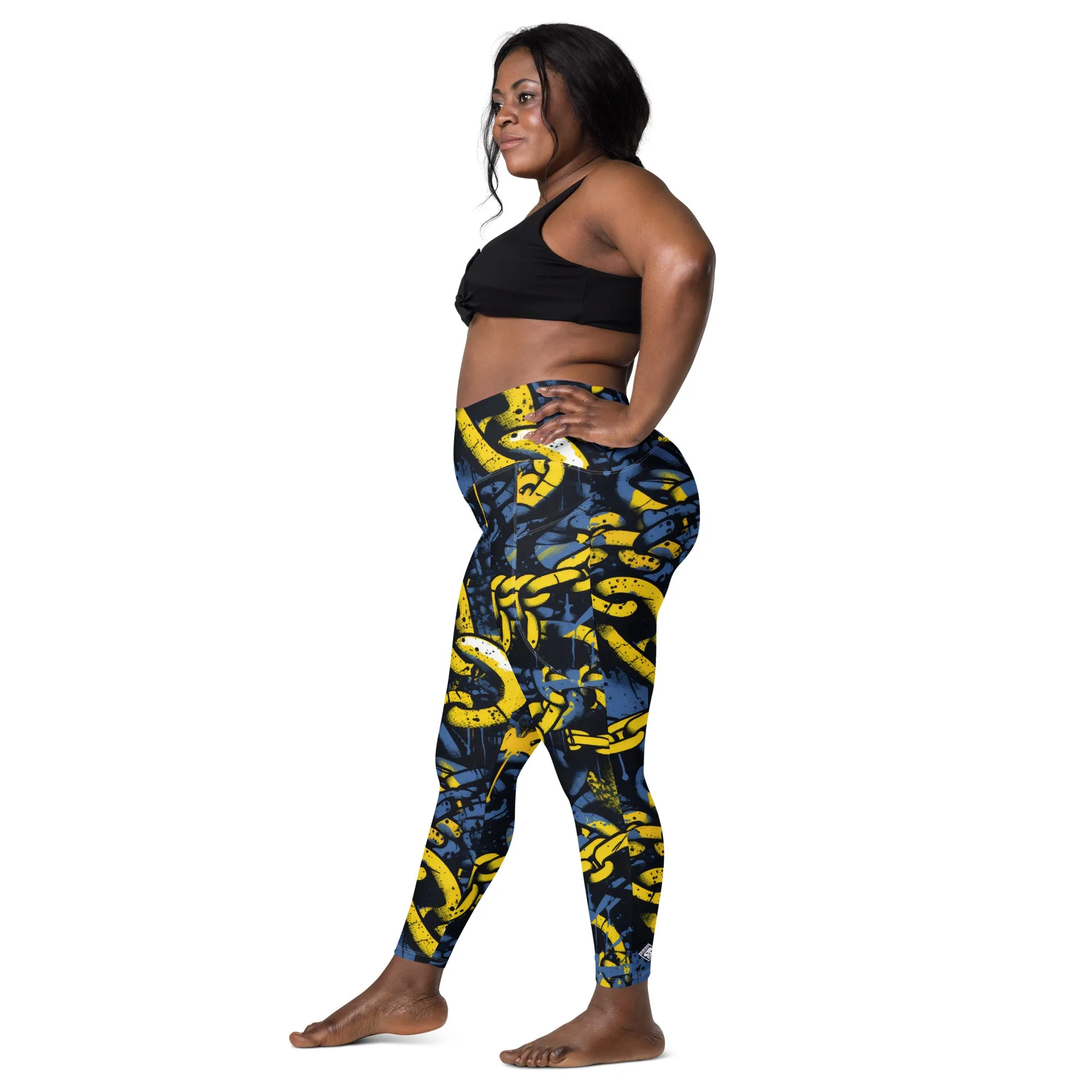 Urban Chic Strides: Women's Mile After Mile Golden Chains 002 Running Leggings